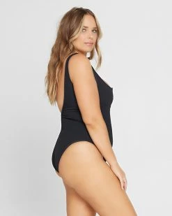 L*Space Womens Ribbed Float On One Piece Swimsuit