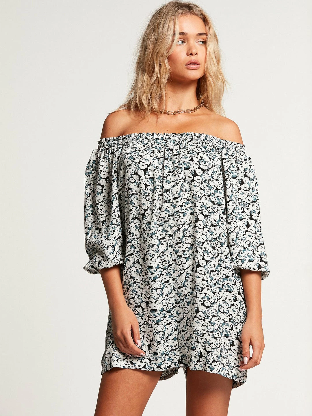 Volcom Kabloom Romper (PS) Womens 6 Volcom Kabloom Romper (PS) Womens