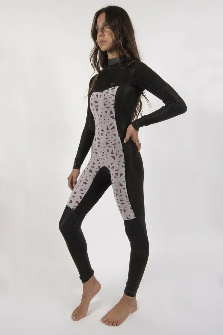 Women's Sisstrevolution Seven Seas 3/2mm Chest Zip Fullsuit Womens 7 Women's Sisstrevolution Seven Seas 3/2mm Chest Zip Fullsuit Womens