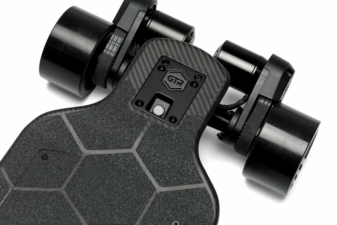 Evolve Skateboards GTR Carbon Street Electric Skateboard 9 Evolve Skateboards GTR Carbon Street Electric Skateboard