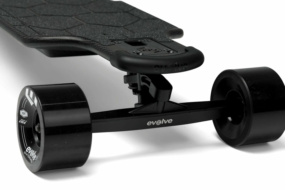 Evolve Skateboards GTR Carbon Street Electric Skateboard 5 Evolve Skateboards GTR Carbon Street Electric Skateboard