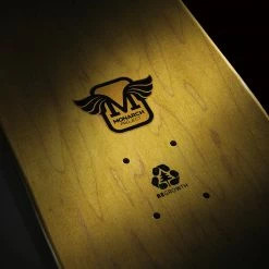 Monarch Project Autographed Leticia Bufoni