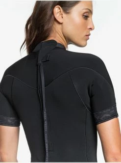 Women's Roxy 2/2mm Syncro Back Zip Short Sleeve Springsuit 9 Women's Roxy 2/2mm Syncro Back Zip Short Sleeve Springsuit