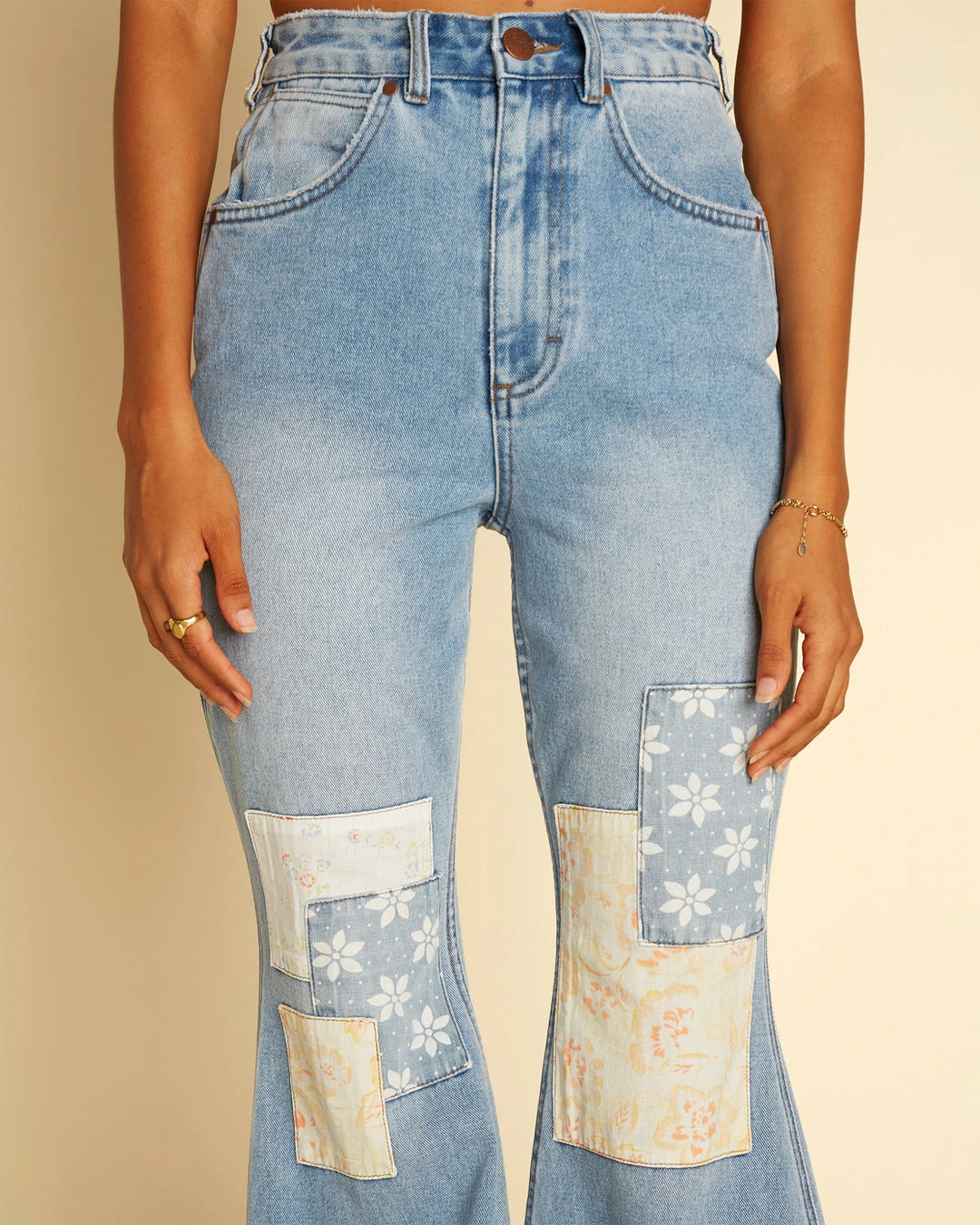 Billabong X Wrangler True Blue Bell Bottom Jeans 6 Billabong X Wrangler True Blue Bell Bottom Jeans