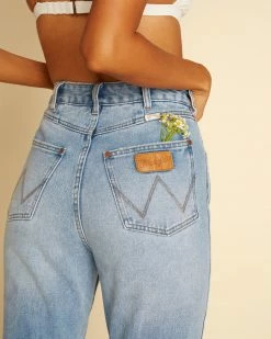 Billabong X Wrangler True Blue Bell Bottom Jeans 11 Billabong X Wrangler True Blue Bell Bottom Jeans