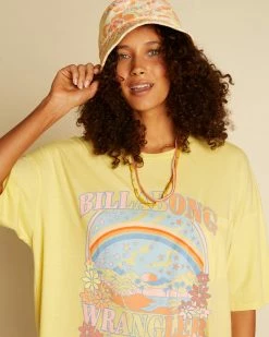 Wrangler X Billabong Boyfriend Oversized S/S Tee 12 Wrangler X Billabong Boyfriend Oversized S/S Tee