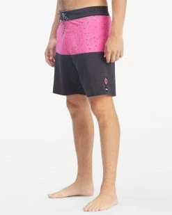 Billabong The Simpsons Donut Pro 19" Boardshorts Mens 11 Billabong The Simpsons Donut Pro 19