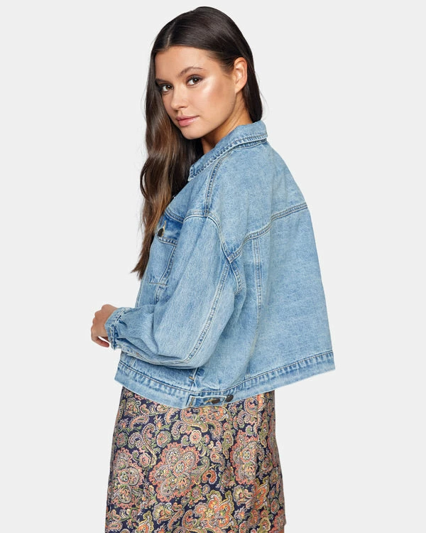 RVCA Tuesdays Denim Jacket Womens 7 RVCA Tuesdays Denim Jacket Womens