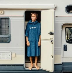 Manera Bamboo Changing Poncho