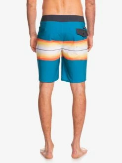 Quiksilver Mens SurfSilk Resin Tint 19" Boardshorts