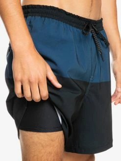 Quiksilver Omni Training 17