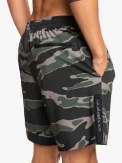 Quiksilver Omni Training 17