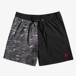 Stranger Things X Quiksilver 1986 17