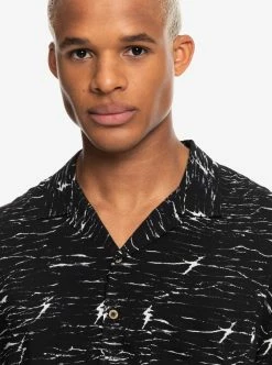 Stranger Things X Quiksilver Veinscose S/S Shirt Mens