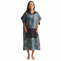 Nomadix Camo Green Changing Poncho
