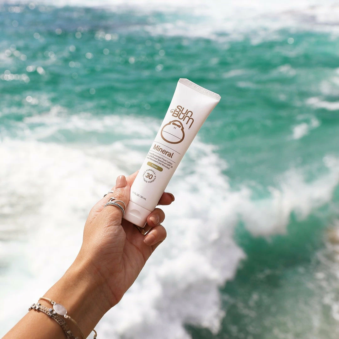 Sun Bum Mineral SPF 30 Sunscreen Face Lotion Tinted Beach 5 Sun Bum Mineral SPF 30 Sunscreen Face Lotion Tinted Beach