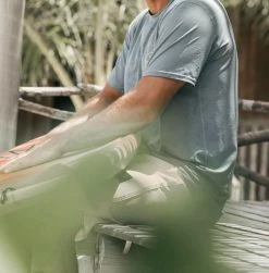 Manera Mens Wetshirt Short Sleeve Rashguard 18 Manera Mens Wetshirt Short Sleeve Rashguard