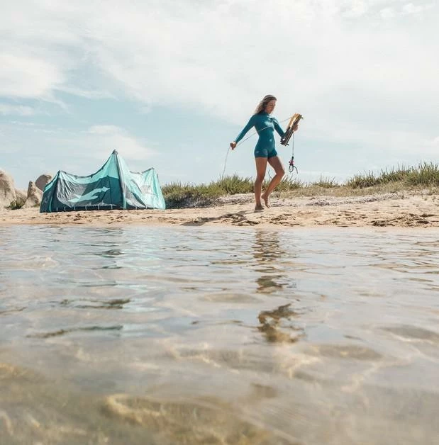 Manera Women's Seafarer 3/2mm Chest Zip Long Sleeve Springsuit 15 Manera Women's Seafarer 3/2mm Chest Zip Long Sleeve Springsuit