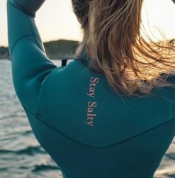 Manera Women's Seafarer 3/2mm Chest Zip Long Sleeve Springsuit 21 Manera Women's Seafarer 3/2mm Chest Zip Long Sleeve Springsuit